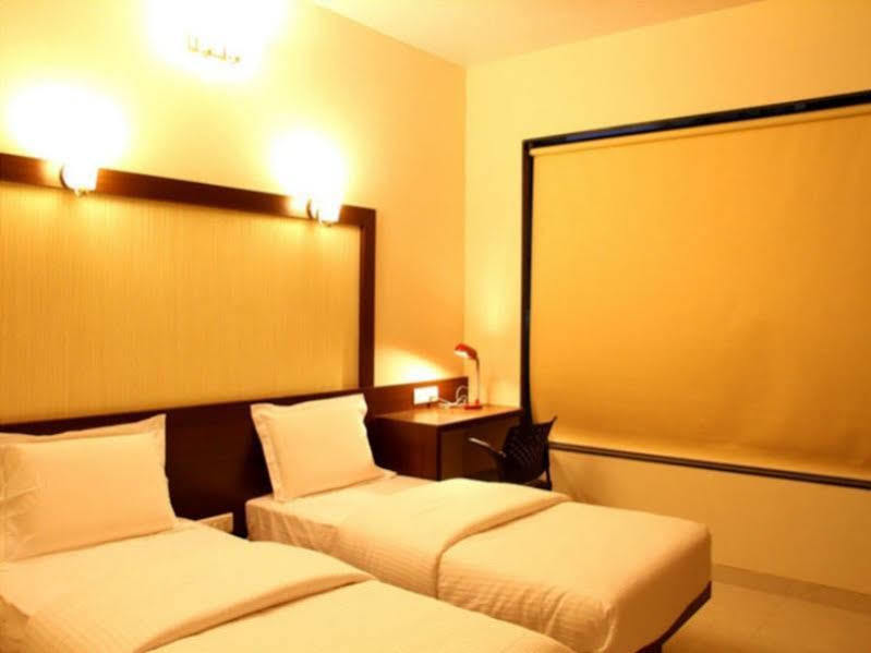 Eco Inn Púna Kültér fotó